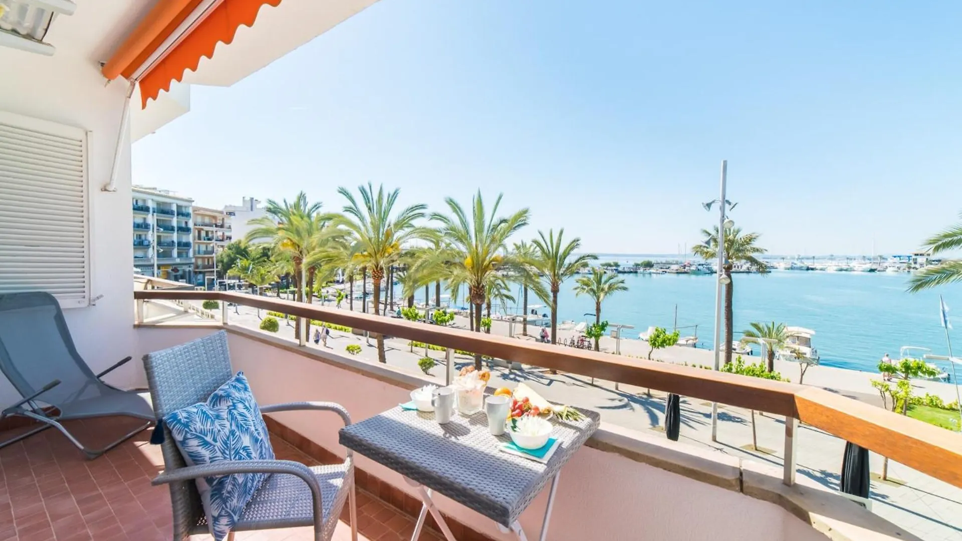 אלקודיה Apartment With Spectacular Sea Views ספרד