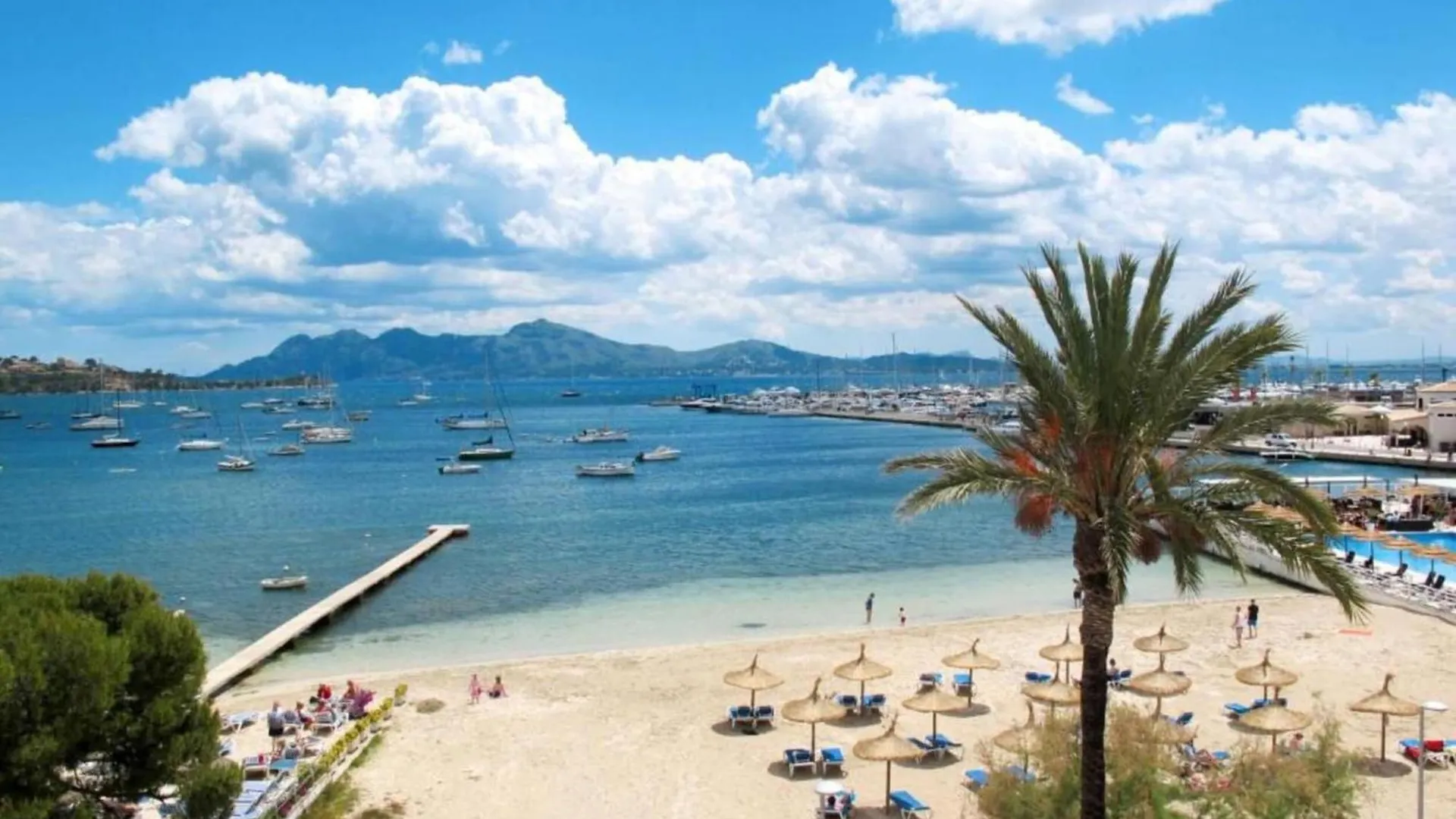 Apartment With Spectacular Sea Views Alcudia  Hiszpania